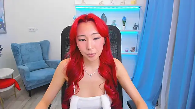 Snapshot of AnnaReyla chatting on 06-27-26, 12:22 AnnaReyla online show from 06-27-26, 12:22