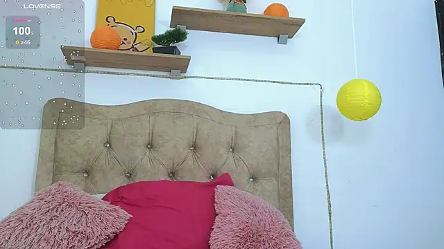 SERAFINA  online show from 02-20-25, 11:31