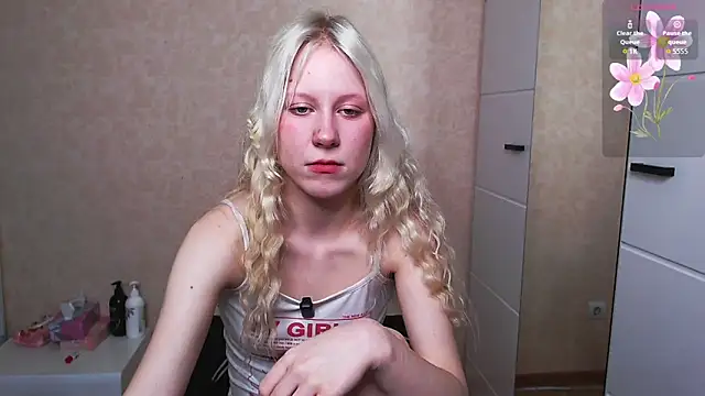 Mary Kitty88 online show from 04-05-26, 02:58