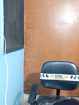 Snapshot of Divya-2007 chatting on 02-02-25, 08:24 Divya-2007 online show from 02-02-25, 08:24