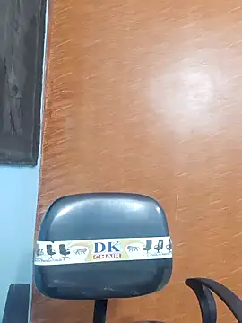 Snapshot of Divya-2007 chatting on 02-10-25, 07:04 Divya-2007 online show from 02-10-25, 07:04