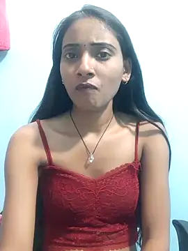 Snapshot of Divya-2007 chatting on 02-13-25, 06:48 Divya-2007 online show from 02-13-25, 06:48