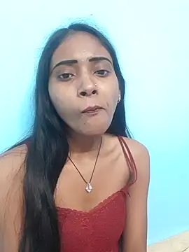 Snapshot of Divya-2007 chatting on 02-16-25, 05:15 Divya-2007 online show from 02-16-25, 05:15