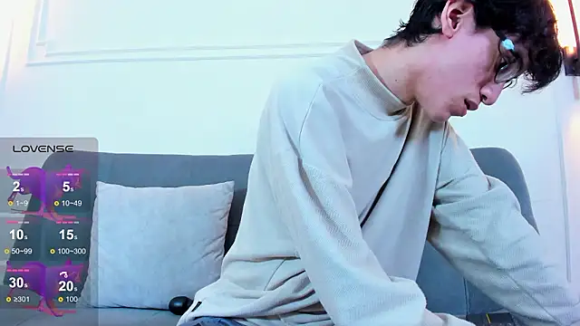 Snapshot of Cum_hunters chatting on 02-12-26, 03:12 Cum hunters online show from 02-12-26, 03:12