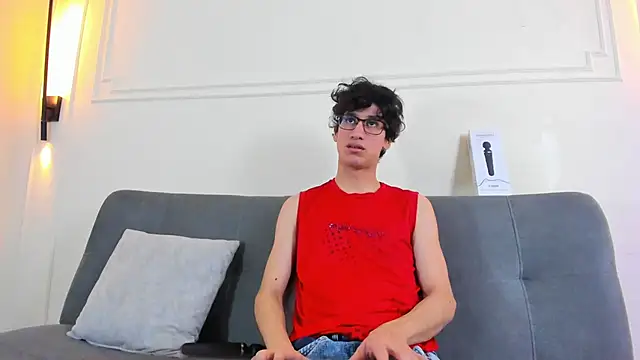 Snapshot of Cum_hunters chatting on 02-18-26, 03:13 Cum hunters online show from 02-18-26, 03:13