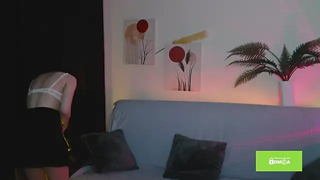 Snapshot of miuri_miy chatting on 02-10-25, 04:04 miuri miy online show from 02-10-25, 04:04