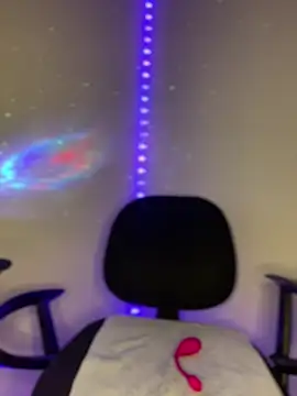 Snapshot of vane_foxxx chatting on 02-17-25, 09:03 vane foxxx online show from 02-17-25, 09:03