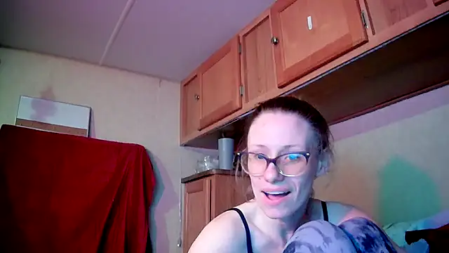 Snapshot of VibeyLovers chatting on 02-23-25, 08:28 VibeyLovers online show from 02-23-25, 08:28