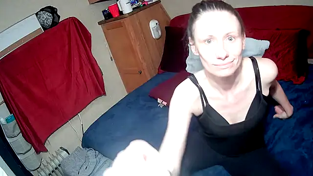 Snapshot of VibeyLovers chatting on 03-12-25, 04:13 VibeyLovers online show from 03-12-25, 04:13