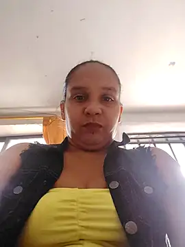 Snapshot of squirt-secret chatting on 02-26-25, 05:39 squirt-secret online show from 02-26-25, 05:39