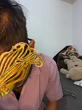 Snapshot of DrinkLikeFish chatting on 02-16-25, 01:03 DrinkLikeFish online show from 02-16-25, 01:03