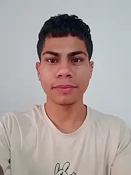 Snapshot of Dannytwinksxxx chatting on 01-15-25, 12:36 Dannytwinksxxx online show from 01-15-25, 12:36