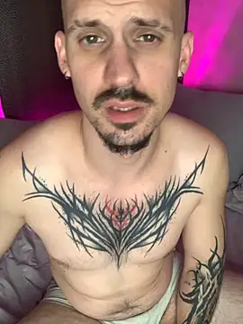 AssHunter4k online show from 09-15-25, 06:08