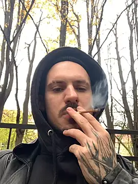 AssHunter4k online show from 10-30-25, 08:27