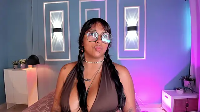 isabella zc online show from 06-20-26, 11:46