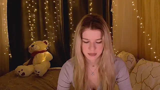 Melissa smith  online show from 02-12-26, 01:44