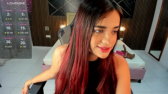 Lolly 18 online show from 09-08-25, 03:11