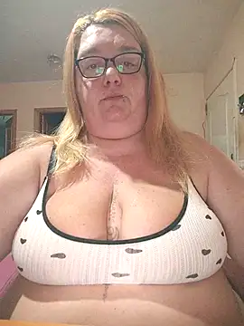 diosacurvy1984 online show from 11-10-25, 07:51