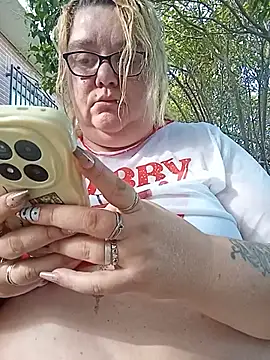 diosacurvy1984 online show from 05-24-26, 04:56
