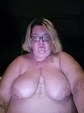 Snapshot of diosacurvy1984 chatting on 07-02-26, 11:44 diosacurvy1984 online show from 07-02-26, 11:44