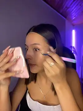 Sofia18 pinkk online show from 05-27-26, 11:13