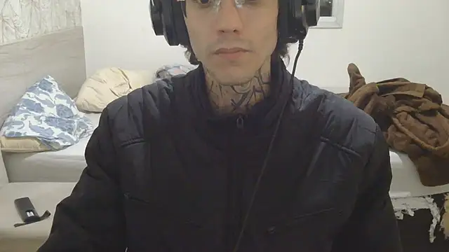 Snapshot of smokingink chatting on 07-07-26, 12:24 smokingink online show from 07-07-26, 12:24