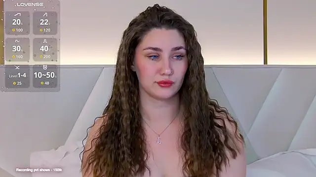 KiraBarlows online show from 10-28-25, 08:55