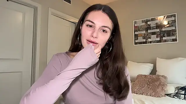 graciesmith27 online show from 04-17-26, 08:23