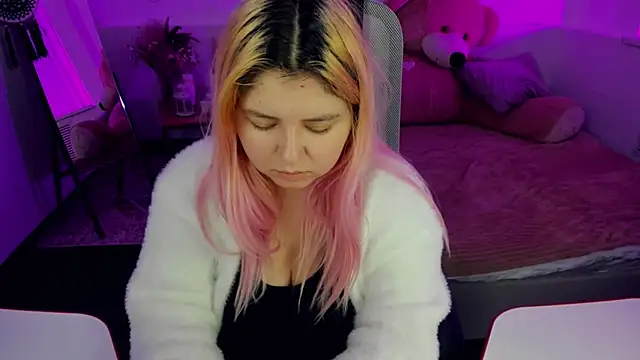 DiaAngell online show from 02-15-26, 07:21