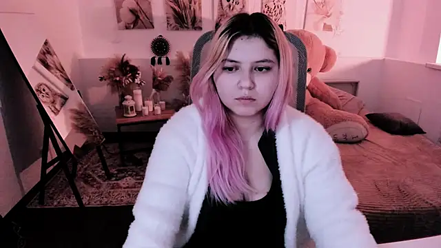 DiaAngell online show from 03-12-26, 07:31