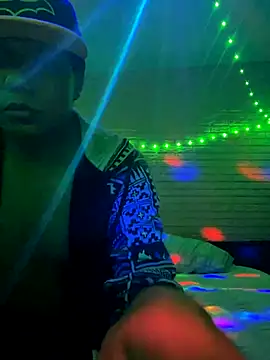 Snapshot of Blade_Ryder666 chatting on 10-04-25, 04:21 Blade Ryder666 online show from 10-04-25, 04:21