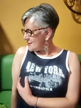 ilonna2025 online show from 03-25-26, 12:05