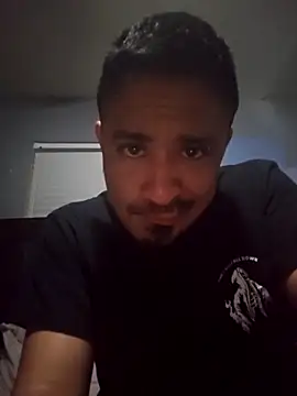 Snapshot of Burrrucecold00 chatting on 02-14-25, 09:45 Burrrucecold00 online show from 02-14-25, 09:45