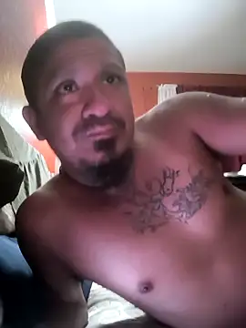 Snapshot of Burrrucecold00 chatting on 11-05-25, 04:12 Burrrucecold00 online show from 11-05-25, 04:12