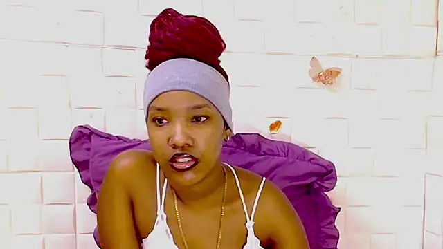 EroticSexyPrada online show from 04-02-26, 06:05