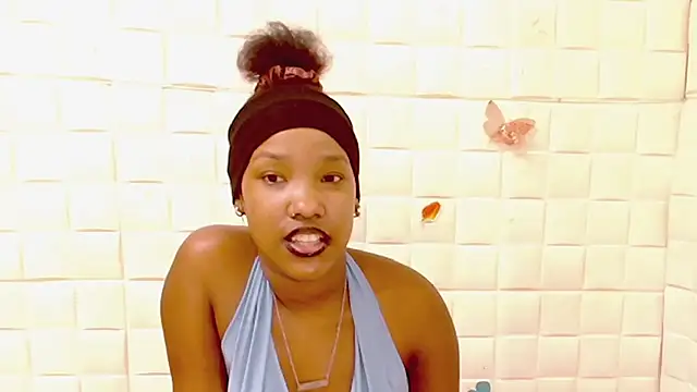 EroticSexyPrada online show from 04-03-26, 06:06