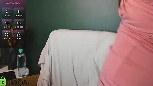 Snapshot of Alli_Aster chatting on 03-16-25, 09:49 Alli Aster online show from 03-16-25, 09:49