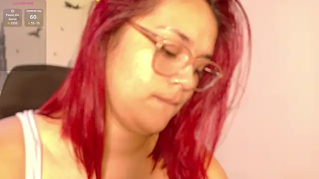 Sophie new25 online show from 04-15-26, 09:49