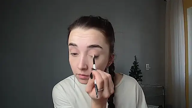 Eva Gloryy online show from 01-30-25, 08:22