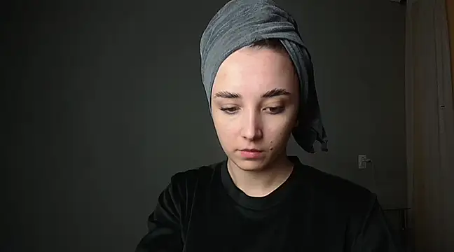 Eva Gloryy online show from 02-22-25, 06:30