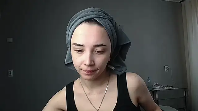 Eva Gloryy online show from 03-14-25, 11:23