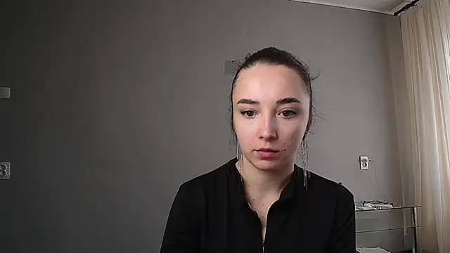 Eva Gloryy online show from 03-18-25, 12:25