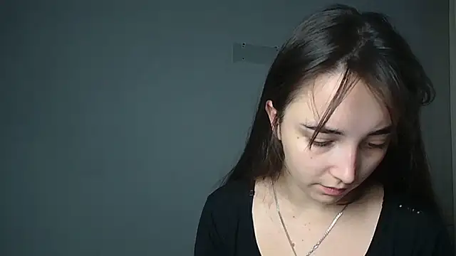 Eva Gloryy online show from 10-29-25, 11:34