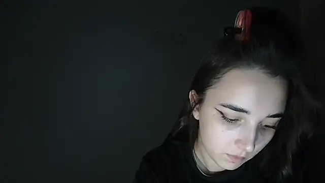 Eva Gloryy online show from 11-05-25, 02:50