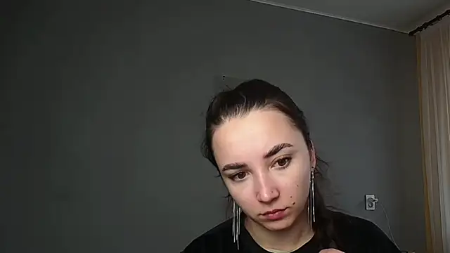 Eva Gloryy online show from 03-19-26, 08:18