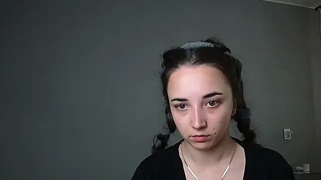 Eva Gloryy online show from 05-24-26, 10:20