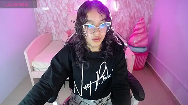 kassandra ch  online show from 02-15-25, 04:45