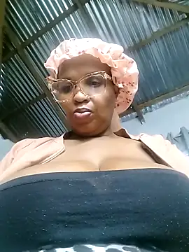 bubblendz1988 online show from 03-11-26, 04:02