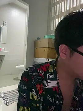 Snapshot of chanentino2 chatting on 01-24-25, 06:56 chanentino2 online show from 01-24-25, 06:56