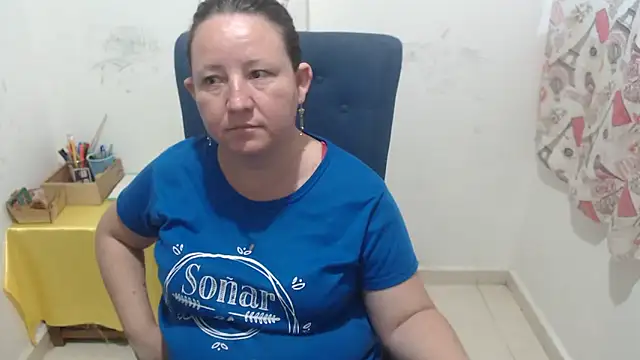 Snapshot of Yohis_Kiut25 chatting on 04-14-26, 01:33 Yohis Kiut25 online show from 04-14-26, 01:33
